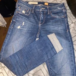 Oil to distressed skinny jeans size 25